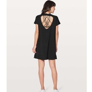 Lululemon short sleeve dress